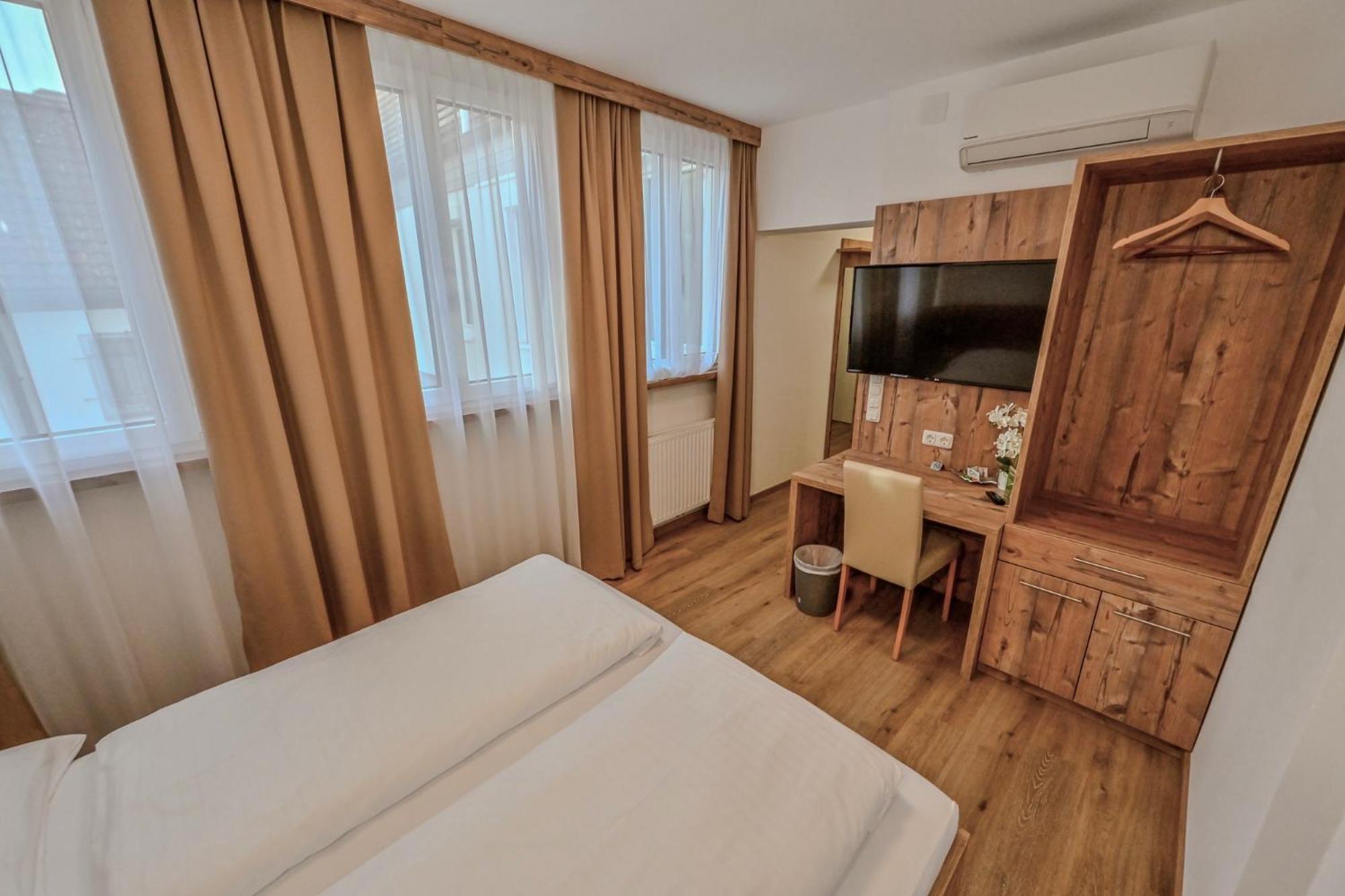 Hotel "City Rooms Wels" Esterno foto