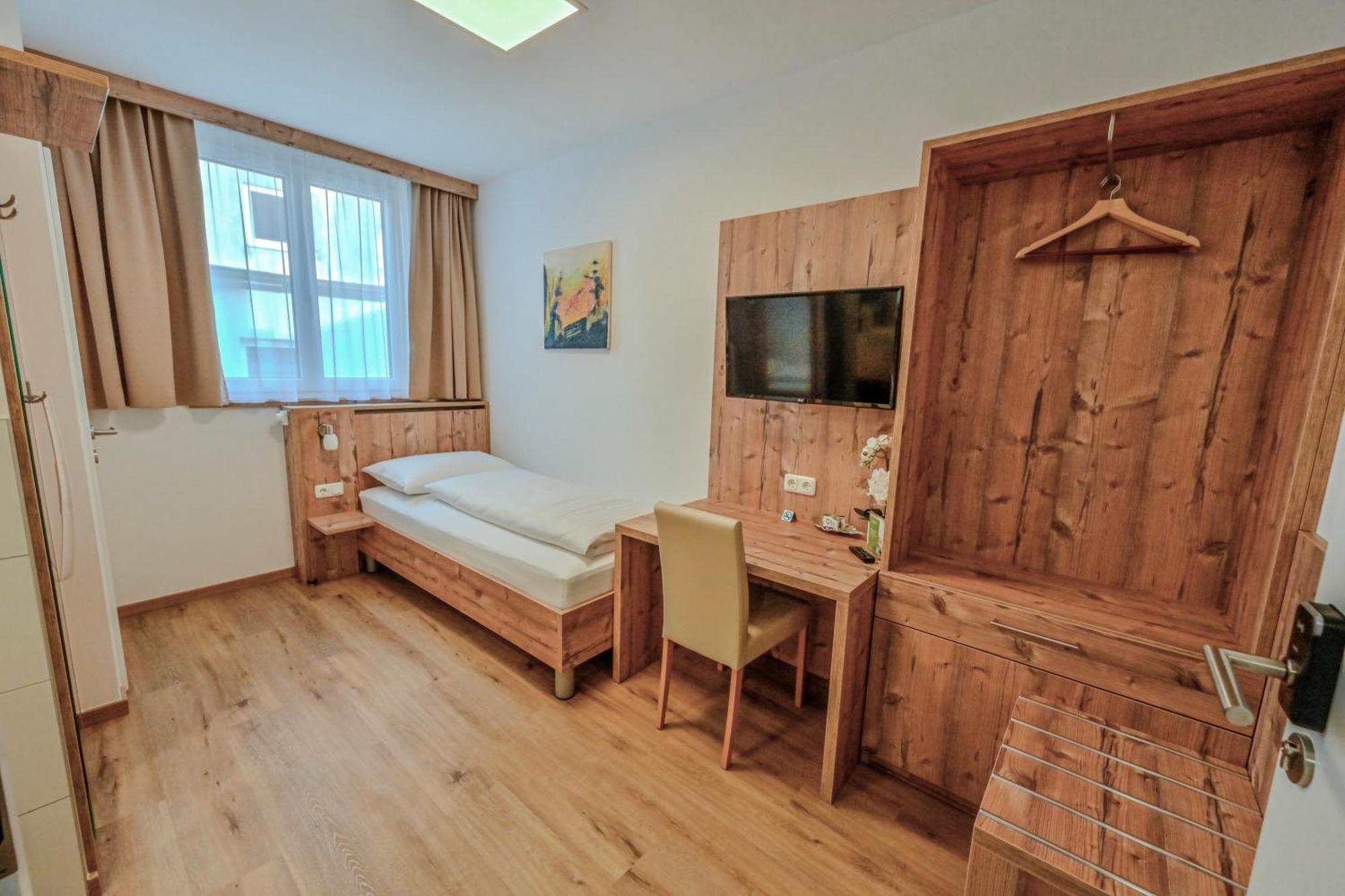 Hotel "City Rooms Wels" Esterno foto