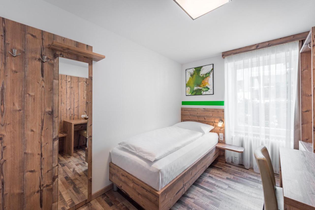 Hotel "City Rooms Wels" Esterno foto