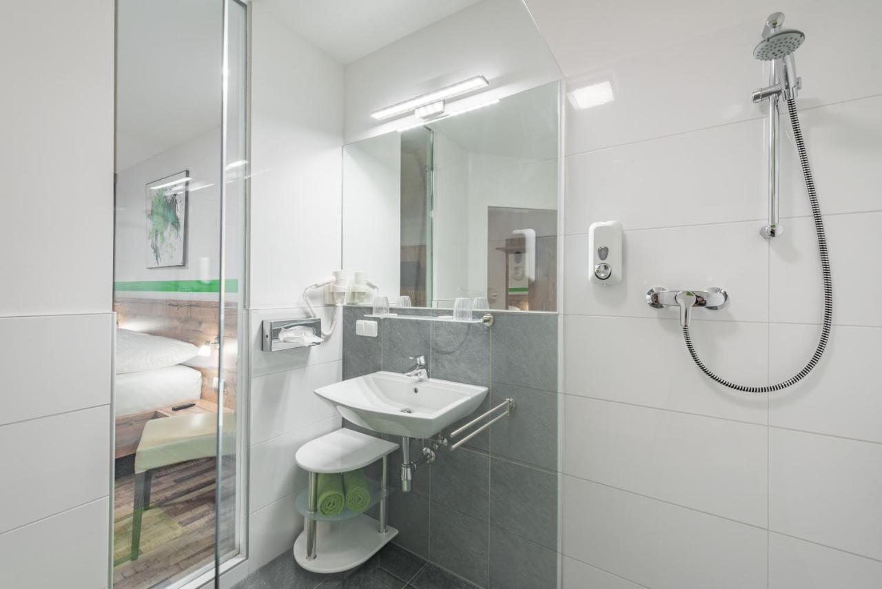 Hotel "City Rooms Wels" Esterno foto