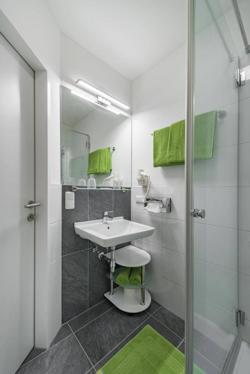 Hotel "City Rooms Wels" Esterno foto