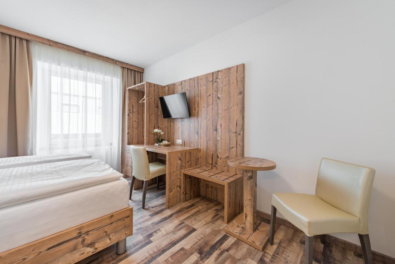 Hotel "City Rooms Wels" Esterno foto