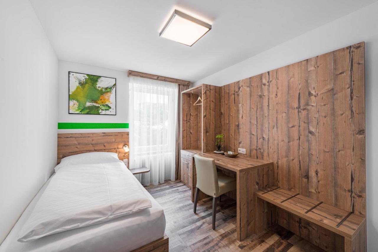 Hotel "City Rooms Wels" Esterno foto