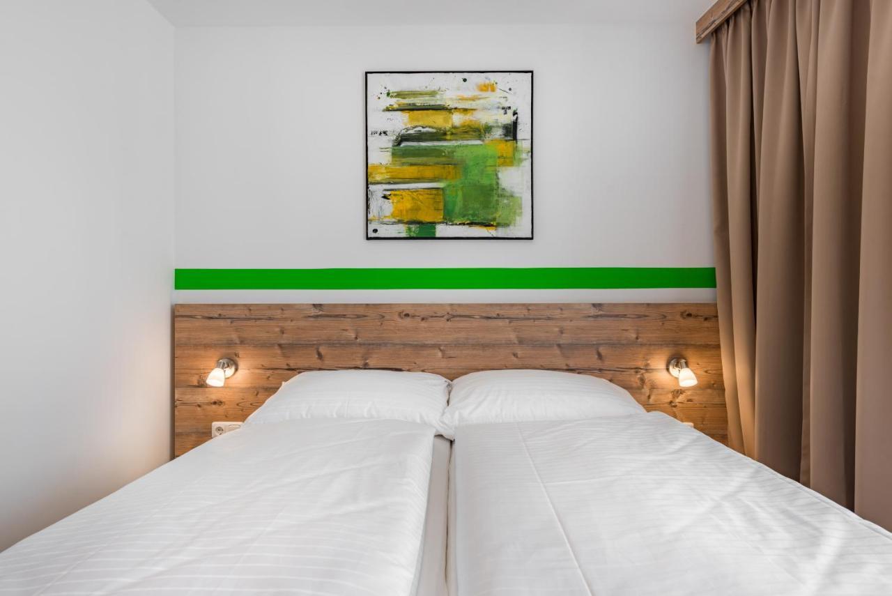 Hotel "City Rooms Wels" Esterno foto
