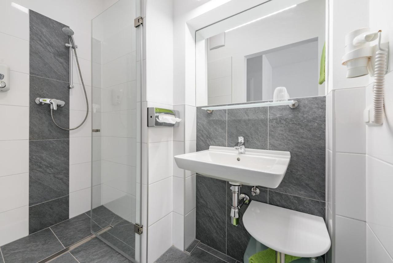Hotel "City Rooms Wels" Esterno foto